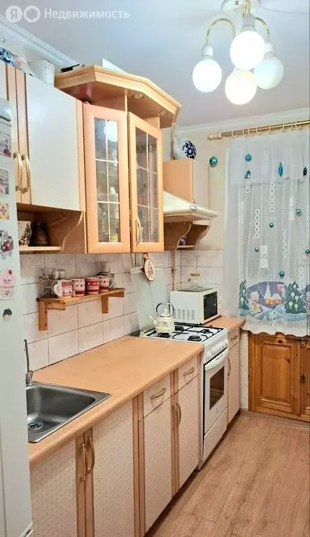 3-комнатная квартира: Чебоксары, Университетская улица, 25 (63 м) - Фото 1