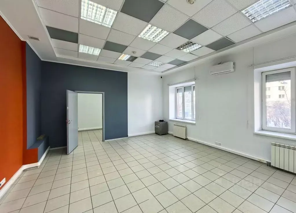Офис в Свердловская область, Екатеринбург ул. Татищева, 92 (51 м) - Фото 2