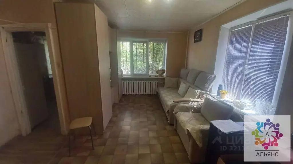 1-к кв. Волгоградская область, Волжский Набережная ул., 53 (33.0 м) - Фото 1