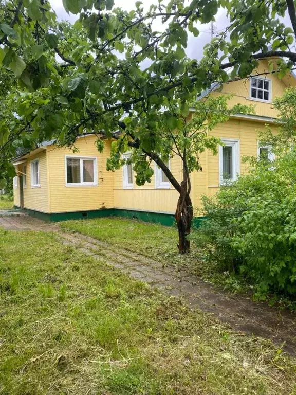Дом в Вологодская область, Кадуйский муниципальный округ, пос. ... - Фото 0