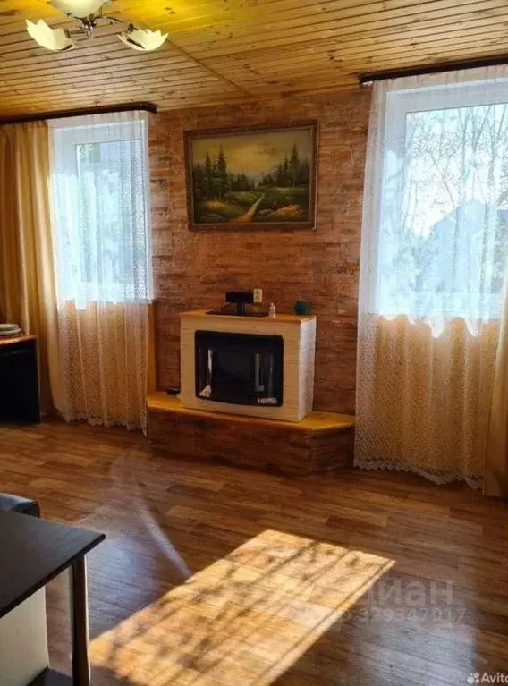 Дом в Саратовская область, Энгельсский район, Красноярское ... - Фото 1