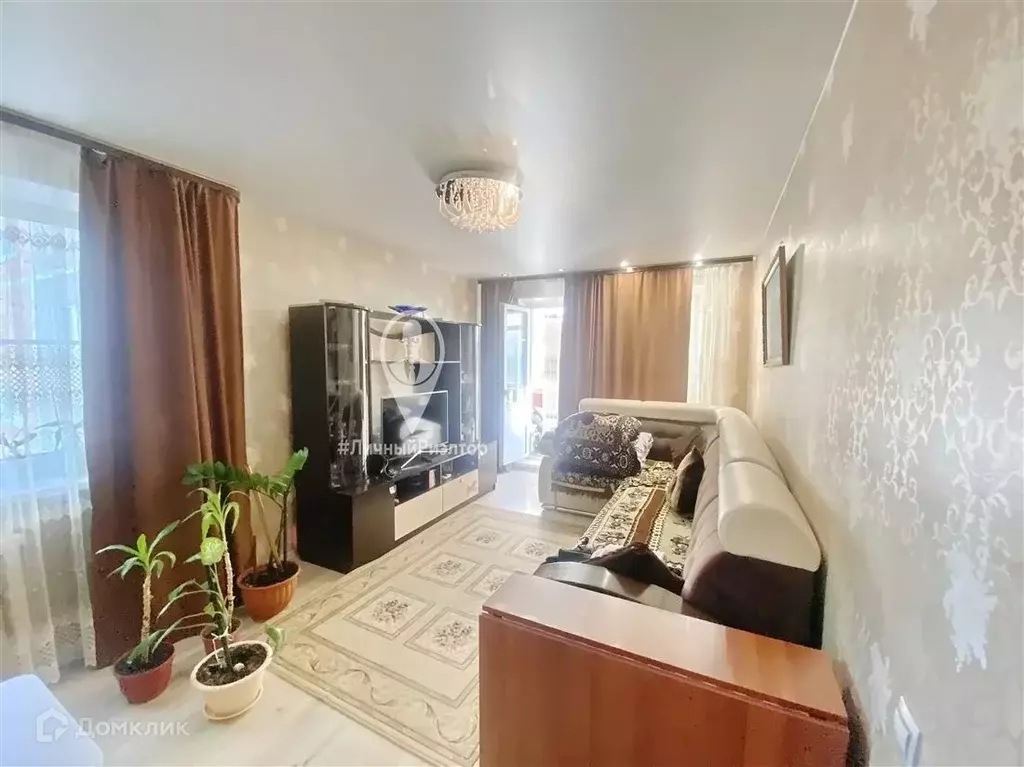 Продаётся 3-к квартира, 61.2 м - Фото 1