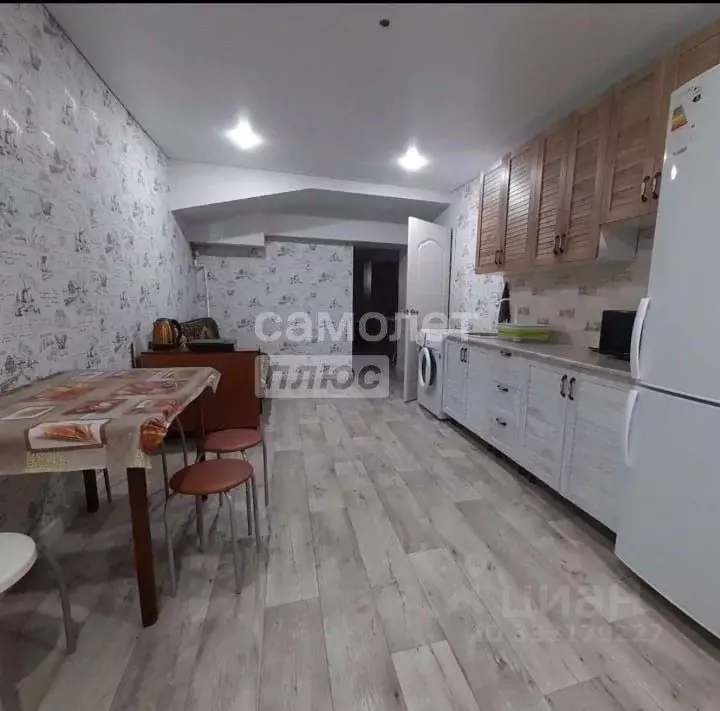 1-к кв. Краснодарский край, Ейск Красная ул., 59/7 (44.5 м) - Фото 1