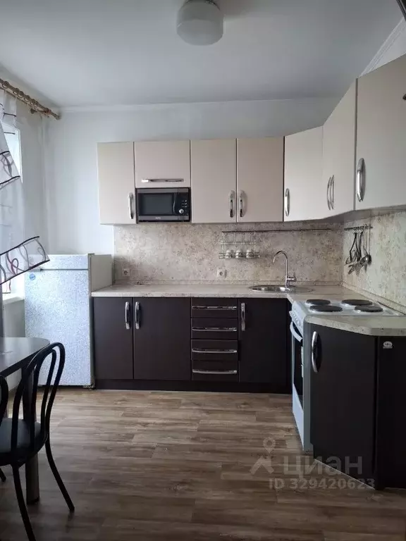 2-к кв. Кемеровская область, Кемерово ул. 2-я Заречная, 3 (56.0 м) - Фото 2