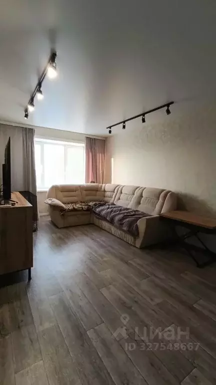 4-к кв. Свердловская область, Асбест ул. Мира, 6 (67.5 м) - Фото 1