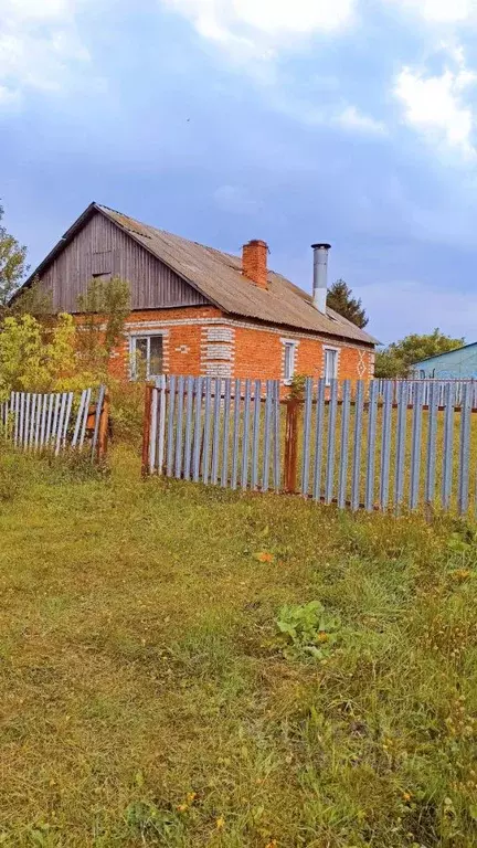 Дом в Тульская область, Киреевский район, Дедиловское муниципальное ... - Фото 0