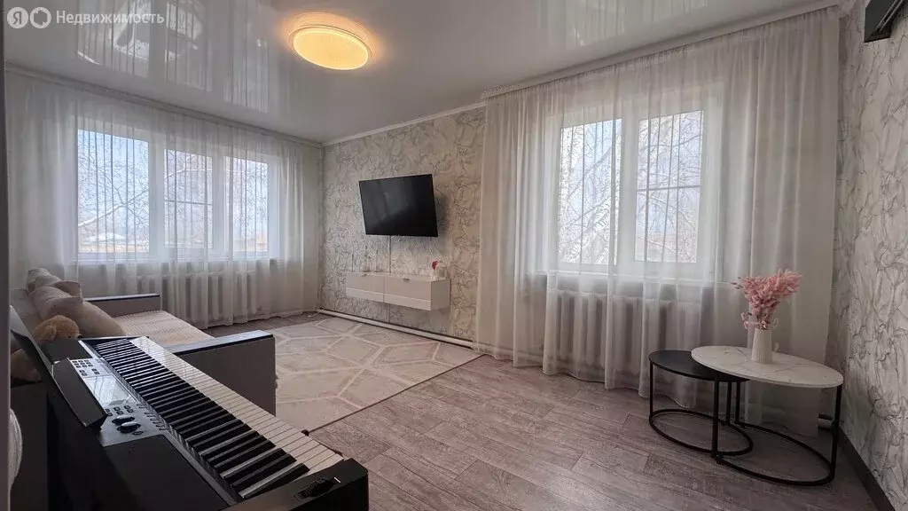 2-комнатная квартира: село Городок, улица Красных Партизан, 56 (44.6 ... - Фото 2