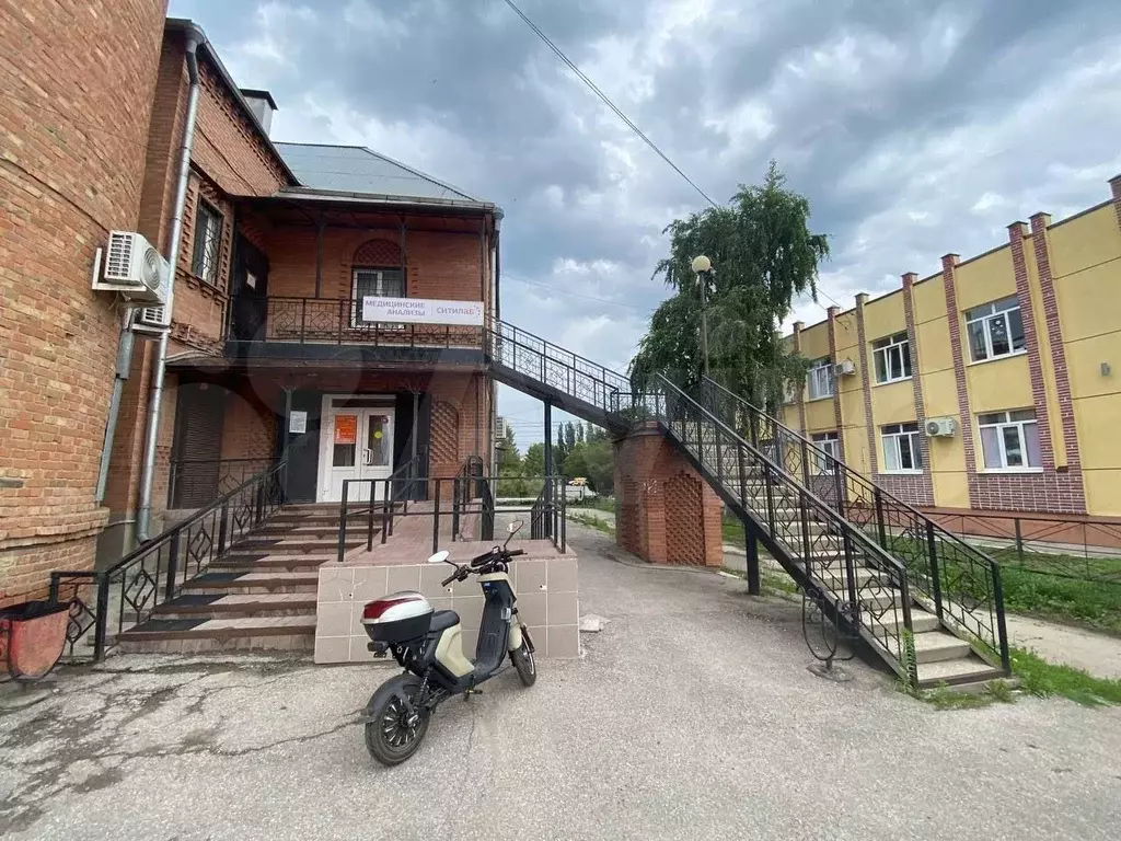 Офис 57 м в сердце живописного села - Фото 1