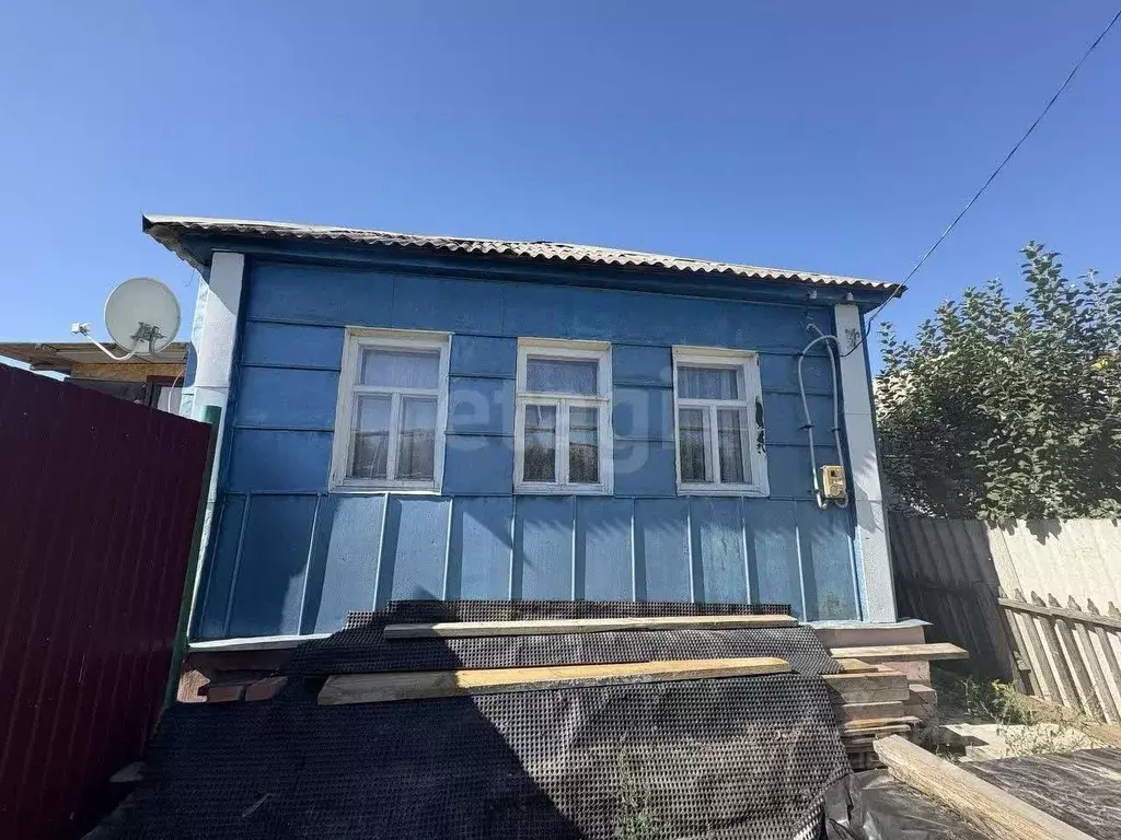 Дом в Белгородская область, Корочанский район, Афанасовское с/пос, с. ... - Фото 1