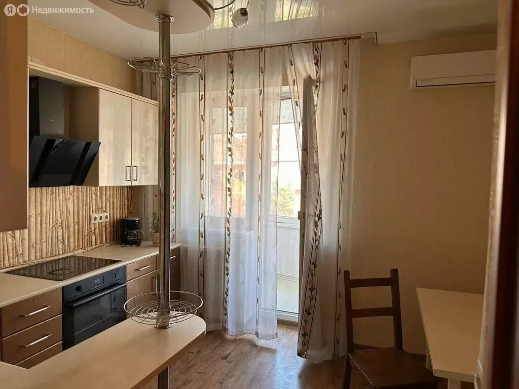 1-комнатная квартира: Краснодар, Уссурийская улица, 10 (39 м) - Фото 1