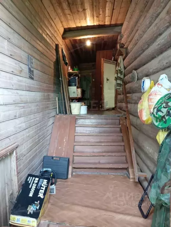 Дом в Новгородская область, Боровичский район, Опеченское с/пос, д. ... - Фото 1