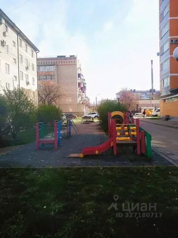 3-к кв. Краснодарский край, Крымск ул. Карла Либкнехта, 21 (62.4 м) - Фото 1