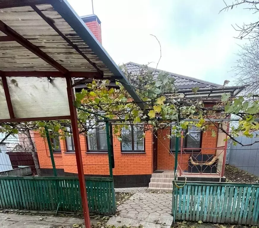 Коттедж в Ростовская область, Ростов-на-Дону Линейная ул., 108 (110 м) - Фото 0