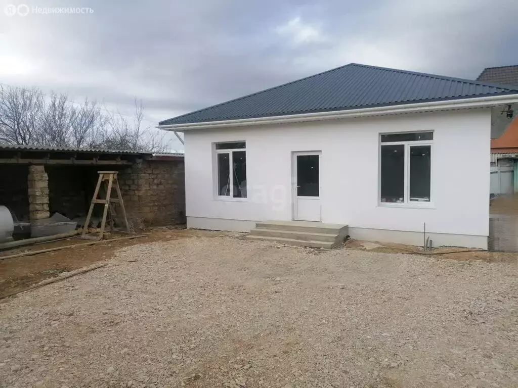 Дом в Добровское сельское поселение, СНТ Тропик (107 м) - Фото 1