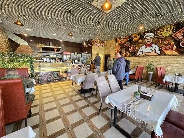 Торговая площадь в Севастополь ш. Фиолентовское, 64к1В (200 м) - Фото 1
