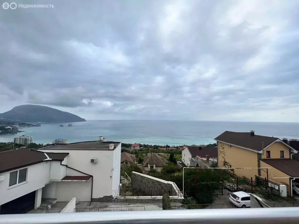 Дом в Республика Крым, муниципальный округ Ялта, посёлок Даниловка, ... - Фото 1