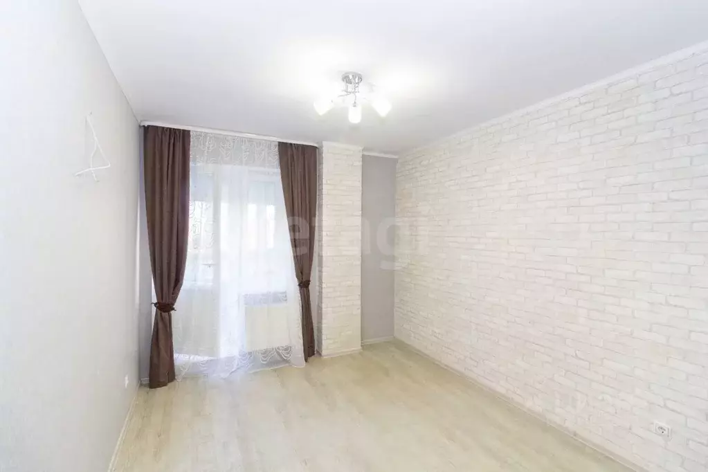 3-к кв. Тюменская область, Тюмень Кремлевская ул., 112к1 (77.0 м) - Фото 1