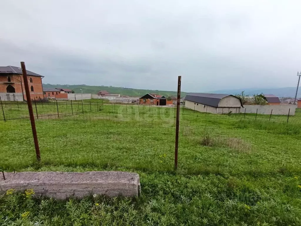 Участок в Ингушетия, Назрань ул. 011-я Линия (6.0 сот.) - Фото 1