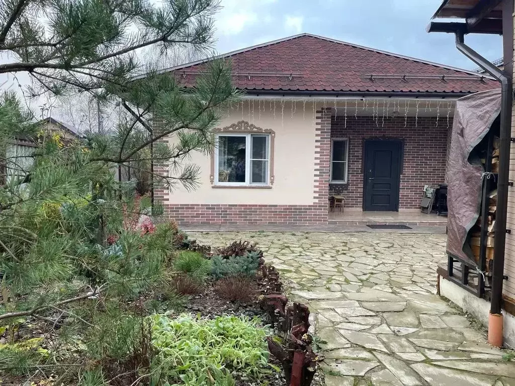 Дом в Московская область, Красногорск городской округ, д. Ивановское ... - Фото 1