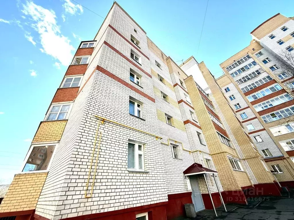 1-к кв. Кировская область, Киров Солнечная ул., 37 (36.0 м) - Фото 0