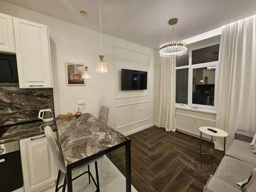 3-к кв. Московская область, Одинцовский городской округ, с. Лайково, ... - Фото 1