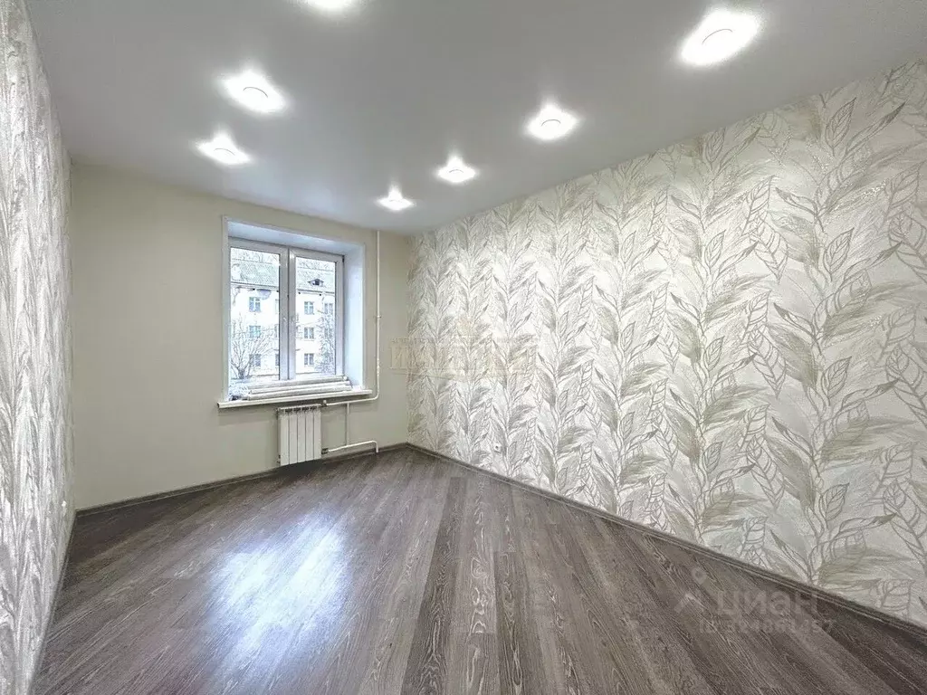 2-к кв. Марий Эл, Йошкар-Ола Комсомольская ул., 132 (72.4 м) - Фото 1