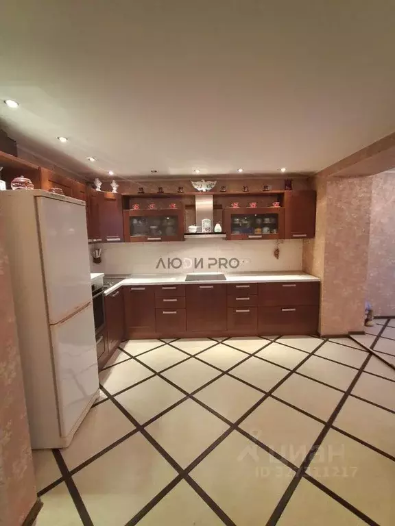 3-к кв. Алтайский край, Барнаул Взлетная ул., 17 (83.5 м) - Фото 1