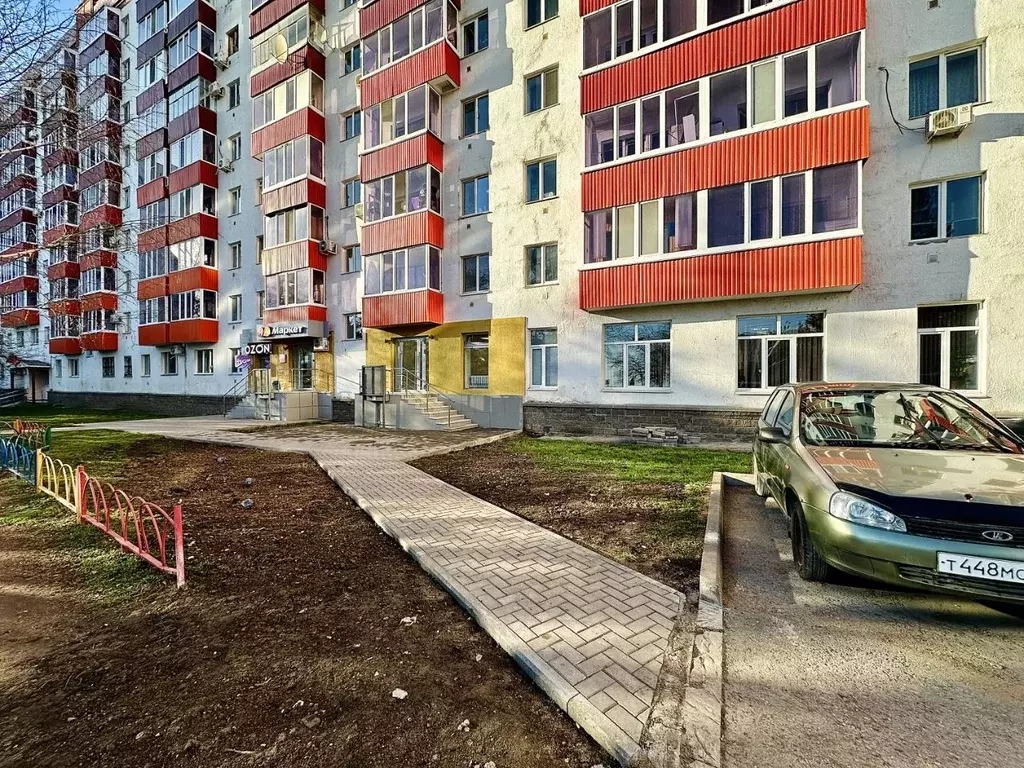 Торговая площадь в Башкортостан, Уфа ул. Заки Валиди, 7 (54 м) - Фото 2