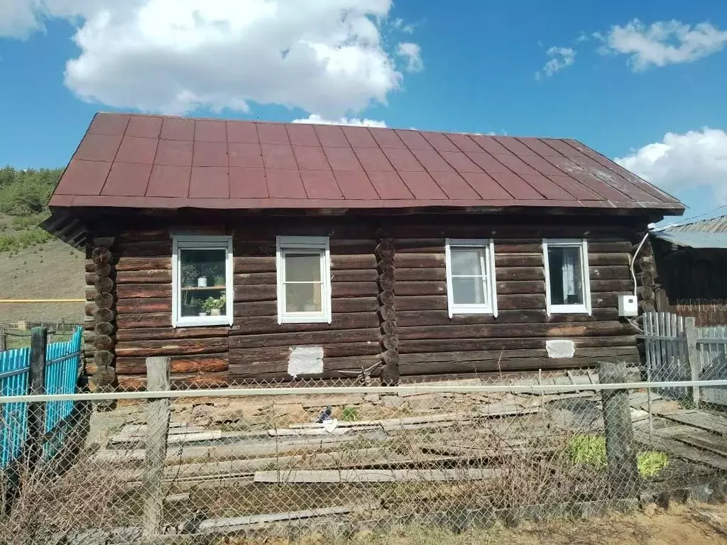 Дом в Башкортостан, Белорецкий район, Верхнеавзянский сельсовет, с. ... - Фото 1