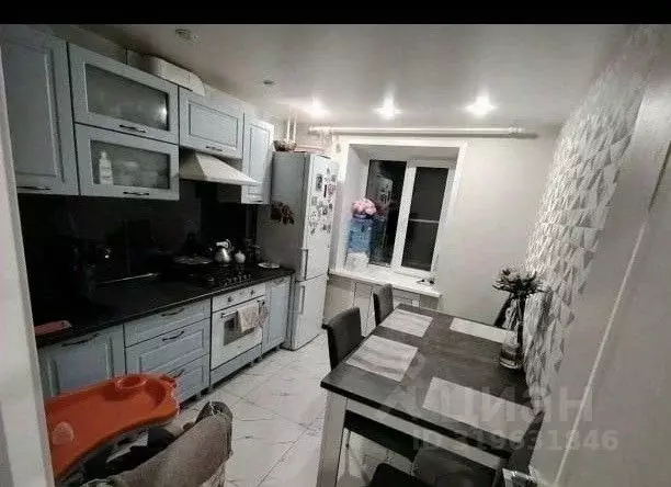 3-к кв. Чувашия, Новочебоксарск ул. 10-й Пятилетки, 35 (60.0 м) - Фото 1