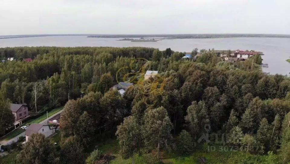 Дом в Тверская область, Конаковский муниципальный округ, д. Тешилово ... - Фото 1