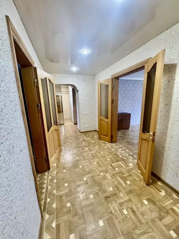4-к кв. Северная Осетия, Владикавказ Весенняя ул., 1 (95.0 м) - Фото 0
