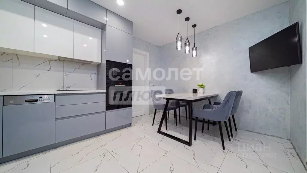 2-к кв. Московская область, Наро-Фоминск ул. Луговая, 1 (72.1 м) - Фото 1