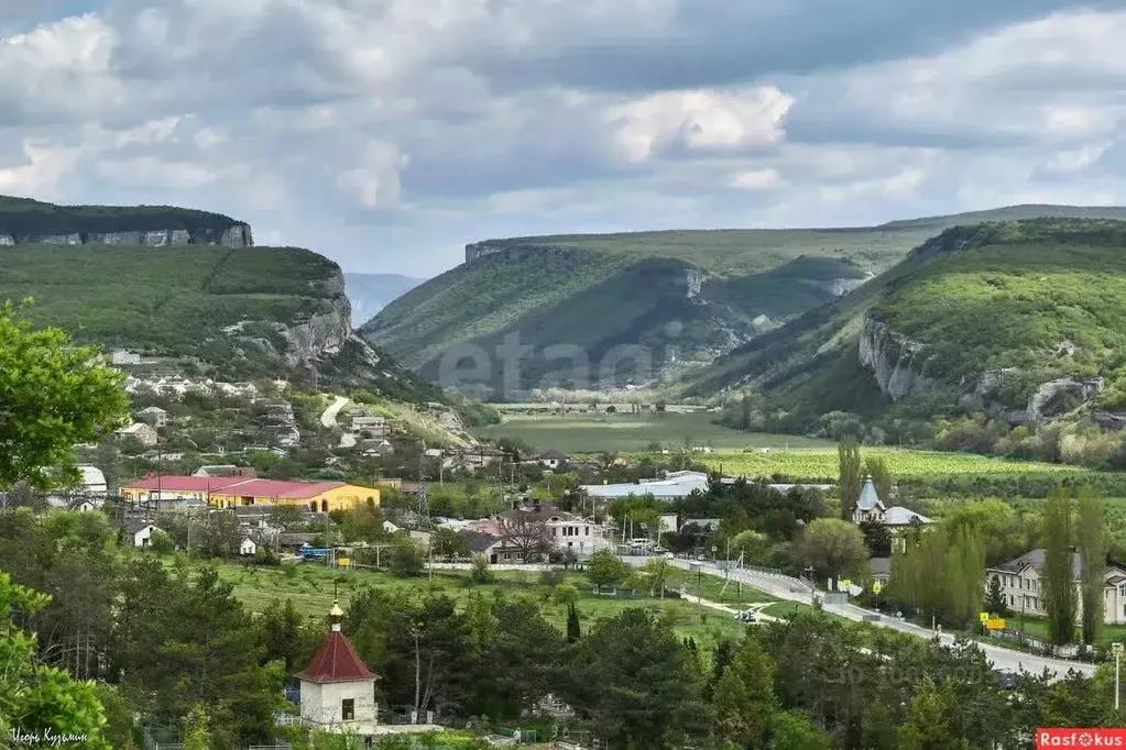 Участок в Крым, Бахчисарайский район, Куйбышево пгт  (61.3 сот.) - Фото 0