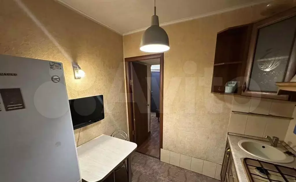 2-к. квартира, 40 м, 8/8 эт. - Фото 1