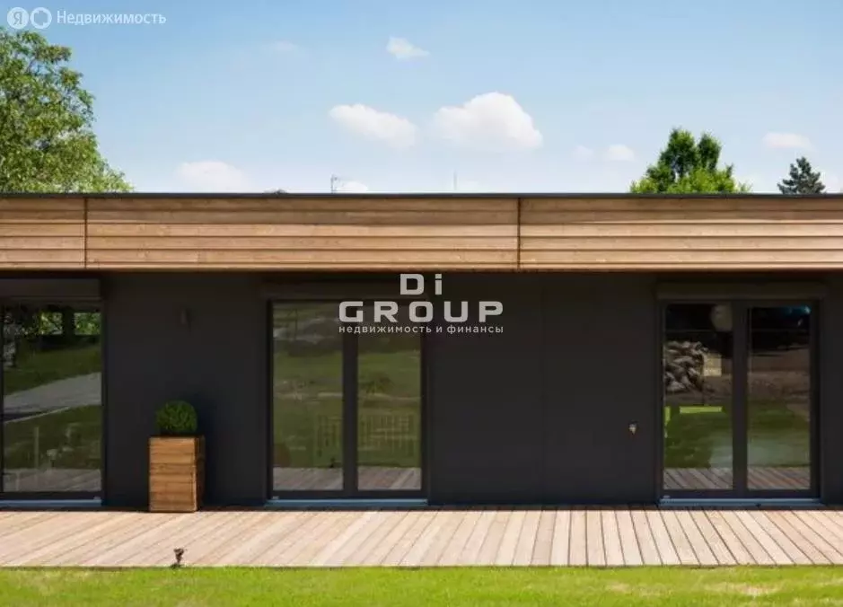 Торговая площадь (700 м) - Фото 2