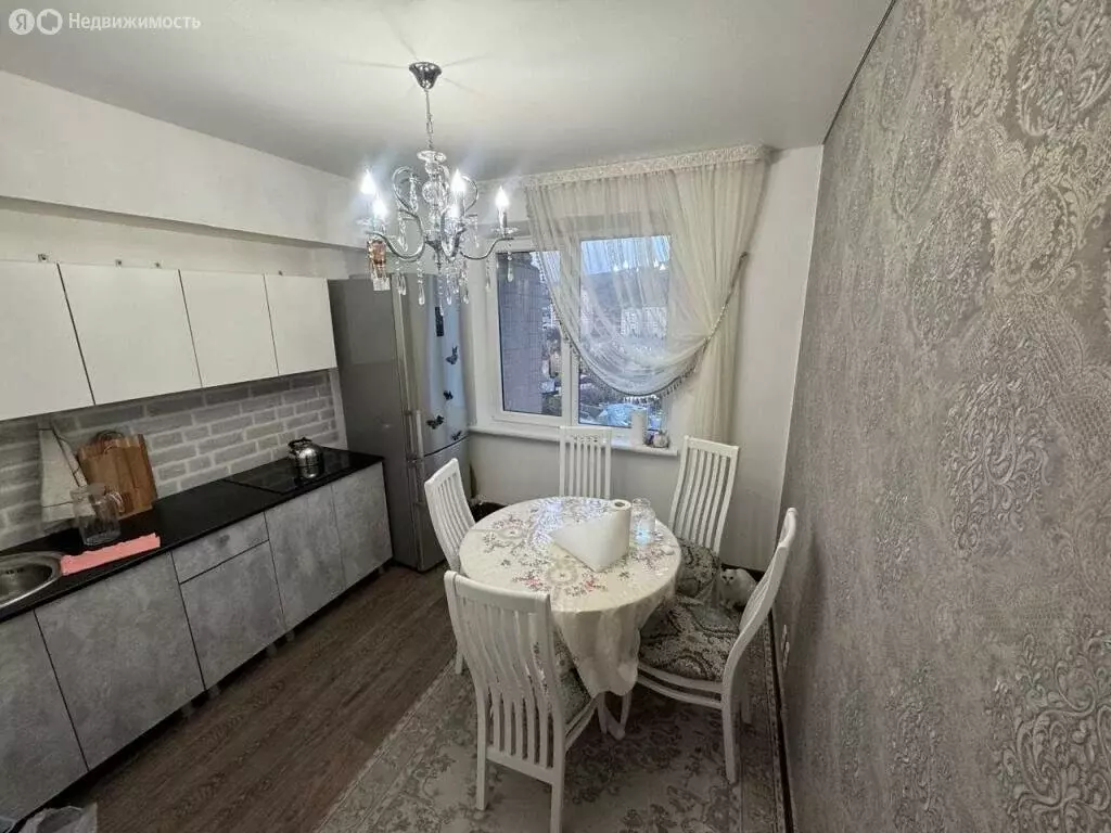 3-комнатная квартира: Кисловодск, Главная улица, 86 (78 м) - Фото 0