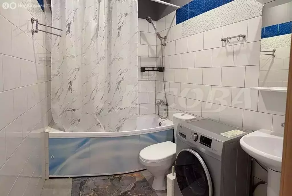Квартира-студия: Тюмень, Холодильная улица, 85/1 (34 м) - Фото 0