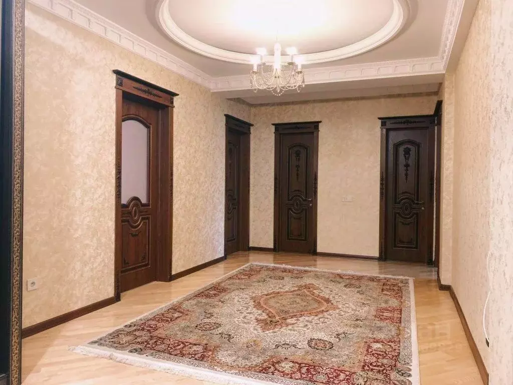 1-к кв. Дагестан, Каспийск ул. Ленина, 54А (57.0 м) - Фото 1