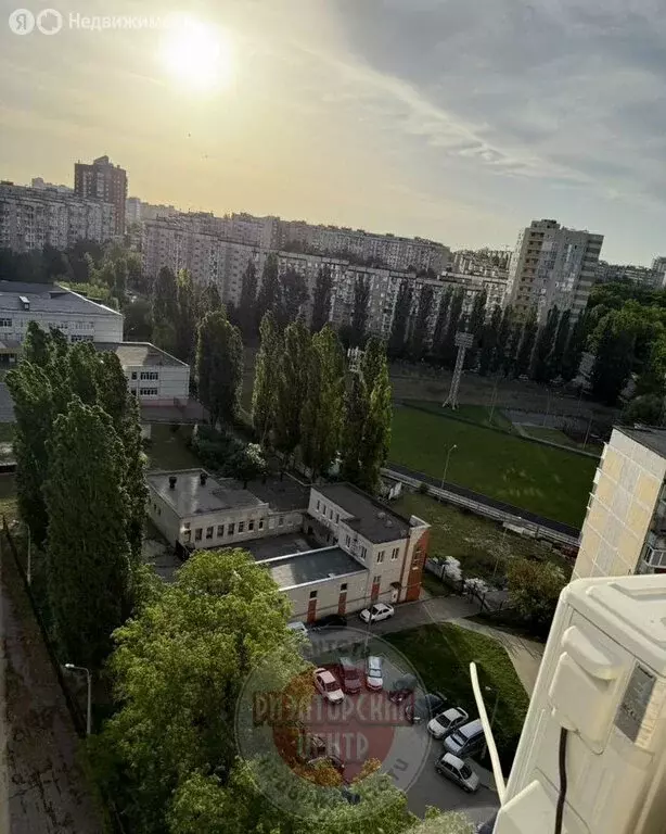 2-комнатная квартира: Белгород, 10-й микрорайон, улица 60 лет Октября, ... - Фото 0