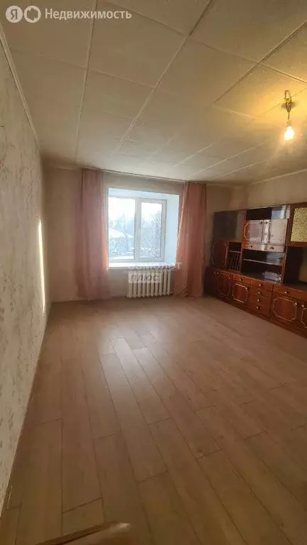 2-комнатная квартира: Кирово-Чепецк, проезд Дзержинского, 5 (50 м) - Фото 1