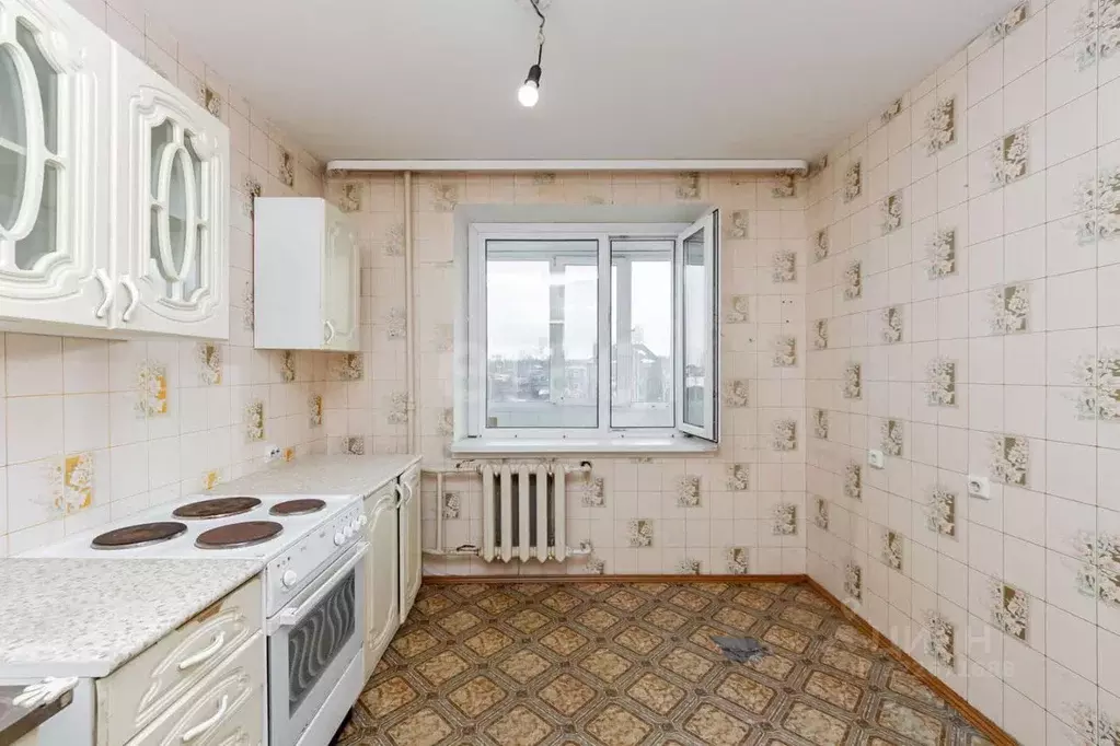 1-к кв. Тюменская область, Тюмень Малая Боровская ул., 38/3 (35.0 м) - Фото 1