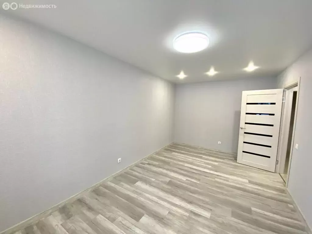 1-комнатная квартира: Киров, микрорайон Радужный, Индустриальная ... - Фото 1