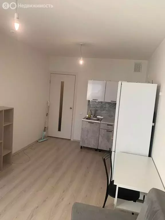 Квартира-студия: Екатеринбург, улица Евгения Савкова, 23 (21.2 м) - Фото 0