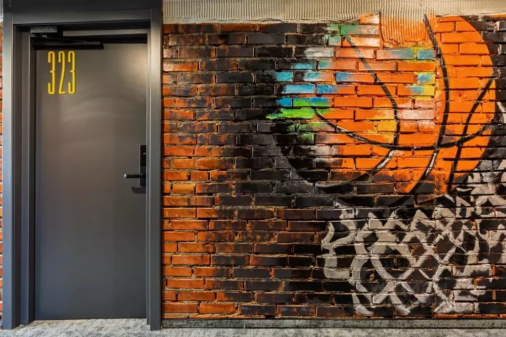 1-к кв. Свердловская область, Екатеринбург ул. Комвузовская, 21В (18.0 ... - Фото 1