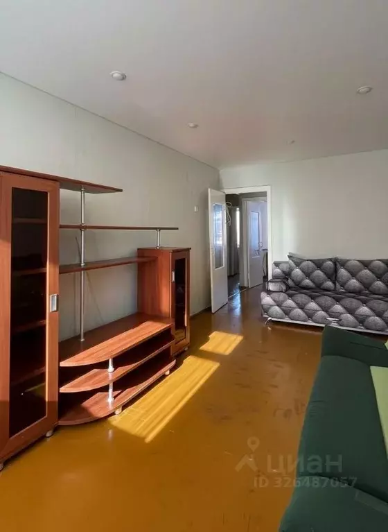 2-к кв. Саратовская область, Балаково Трнавская ул., 35 (47.0 м) - Фото 1