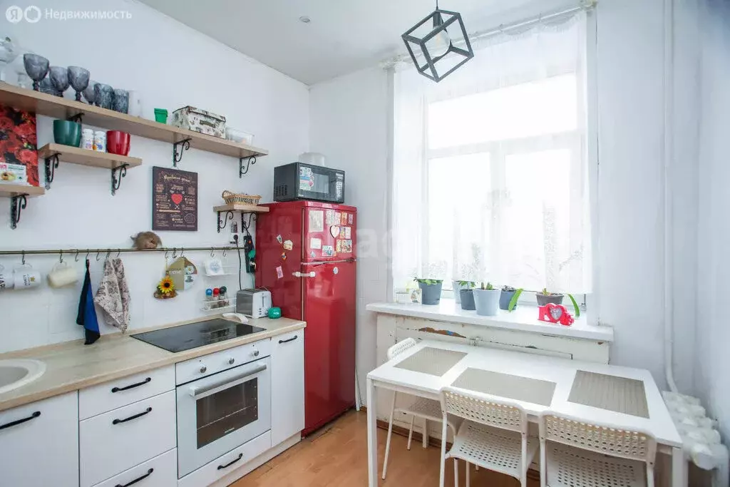 3-комнатная квартира: Кемерово, Гурьевская улица, 14 (70.6 м) - Фото 1