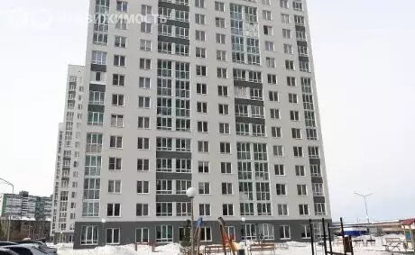 Квартира-студия: Тюмень, улица Ветеранов Труда, 9Ак1 (32.5 м) - Фото 1