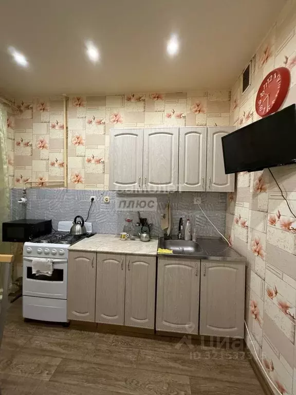 3-к кв. Архангельская область, Коряжма Советская ул., 7А (58.8 м) - Фото 2