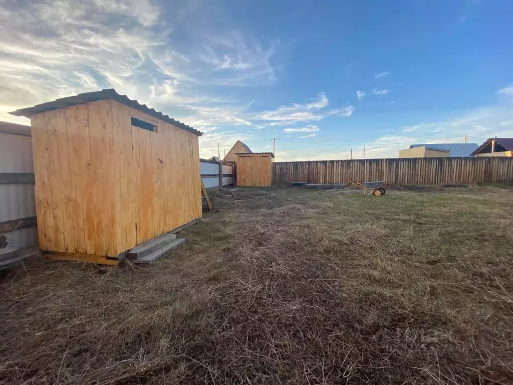 Дом в Саха (Якутия), Якутск пер. Хлебный (180 м) - Фото 1